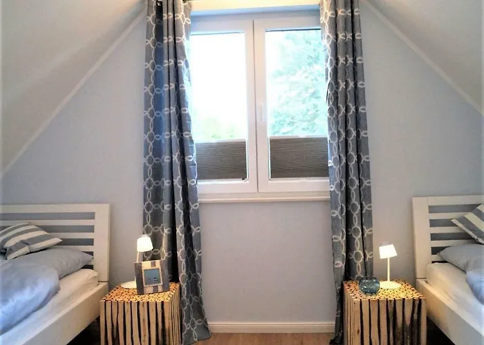 Sandkorn-h * Hohwacht